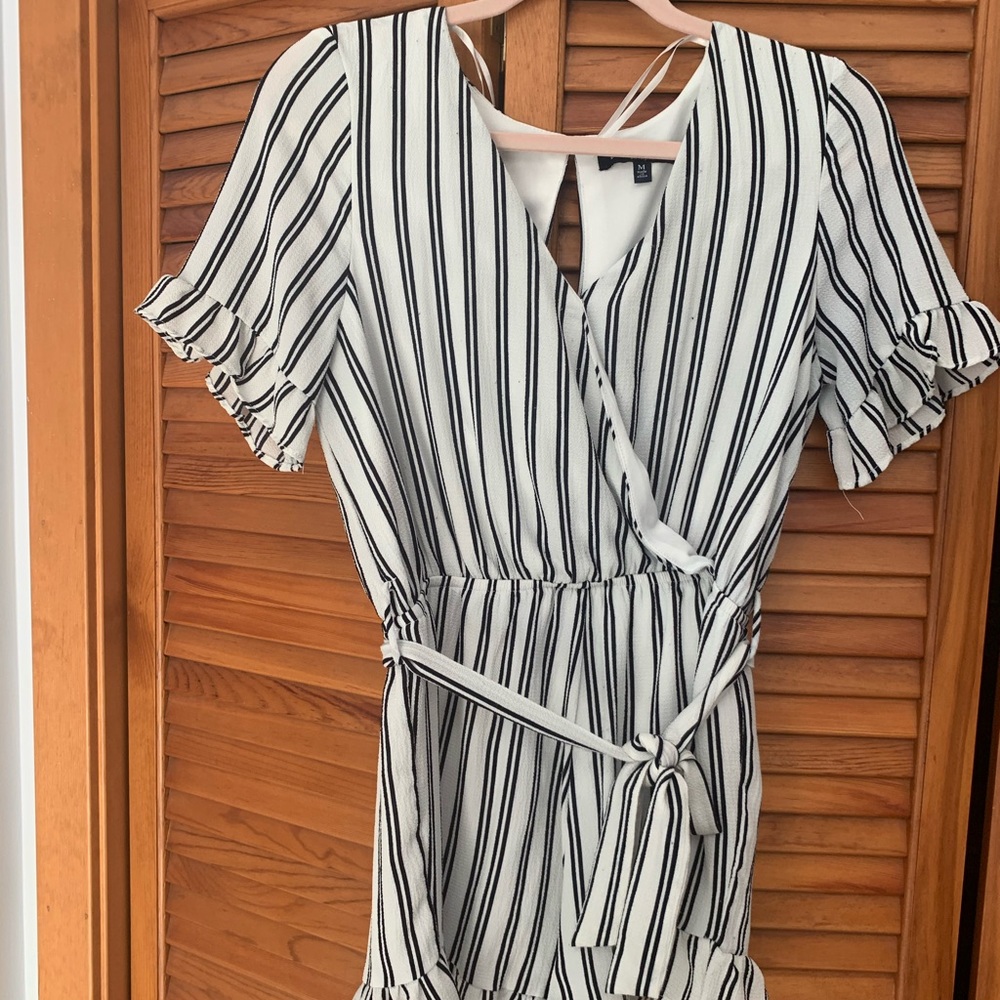 Romper - Picture 2 of 2